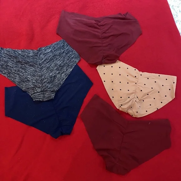 Victoria’s Secret Hipster Panties.